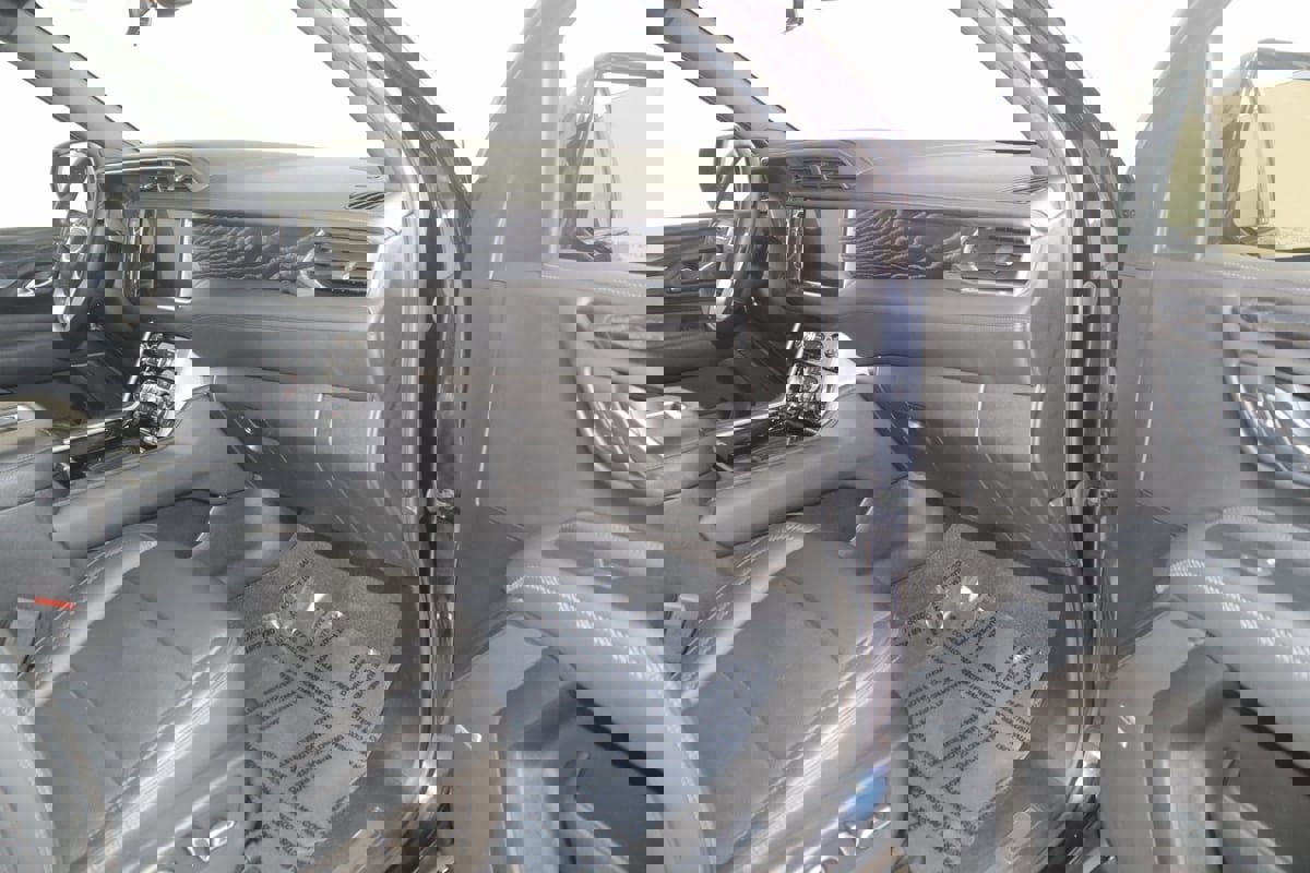 Used 2021 GMC Yukon Denali w/ Denali Premium Package image 43