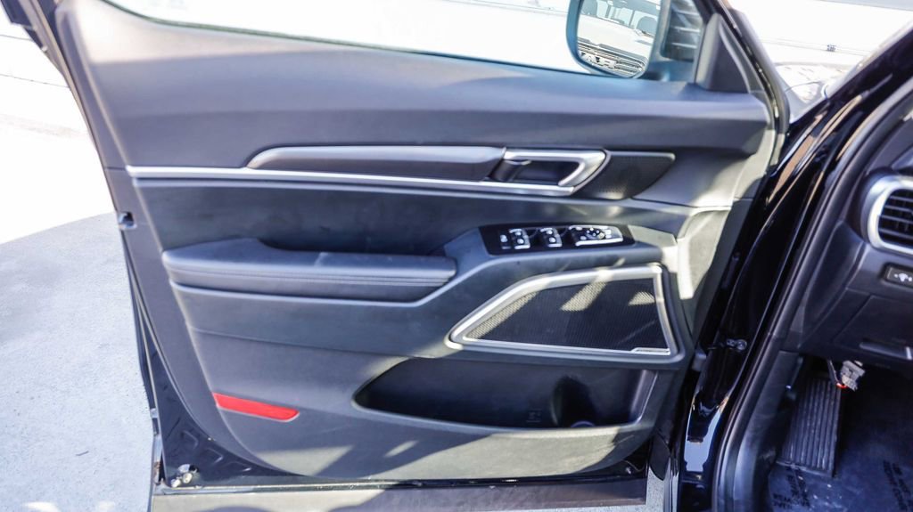Used 2025 Kia Telluride S AWD/4WD image 26