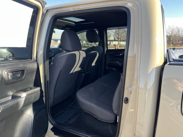 Used 2017 Toyota Tacoma TRD Sport image 23