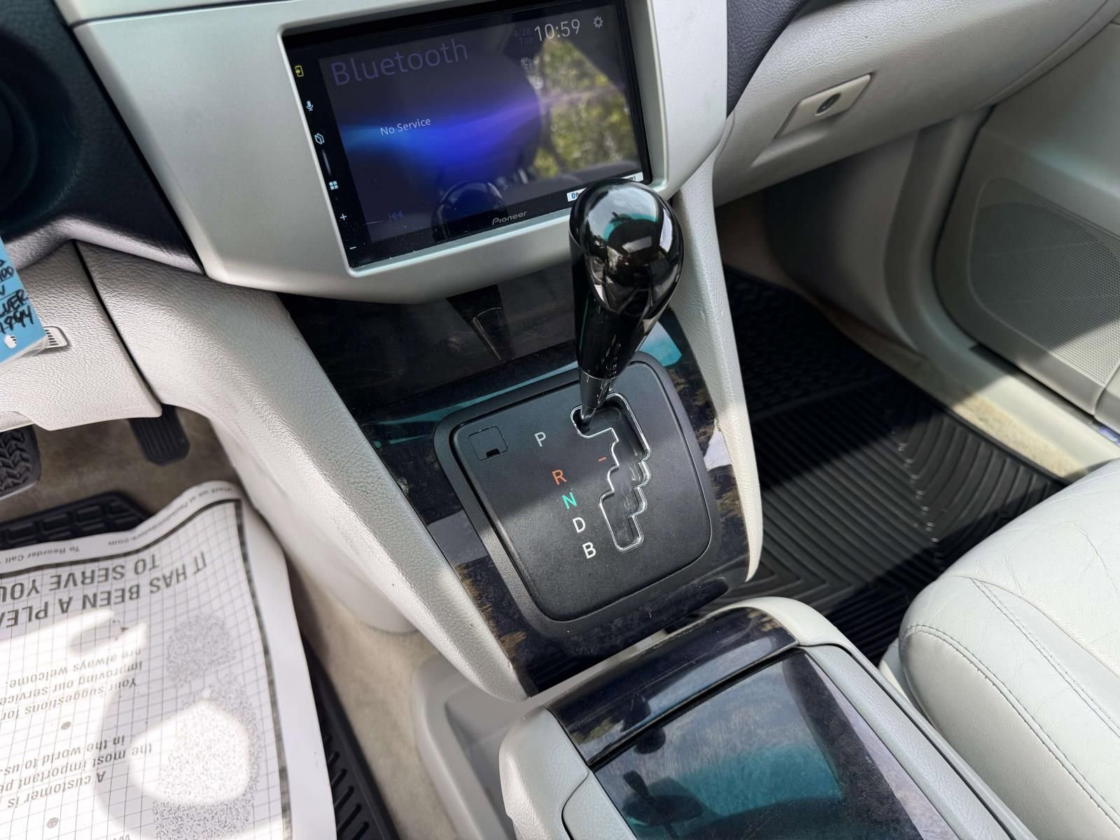 Used 2008 Lexus RX 400h AWD image 25