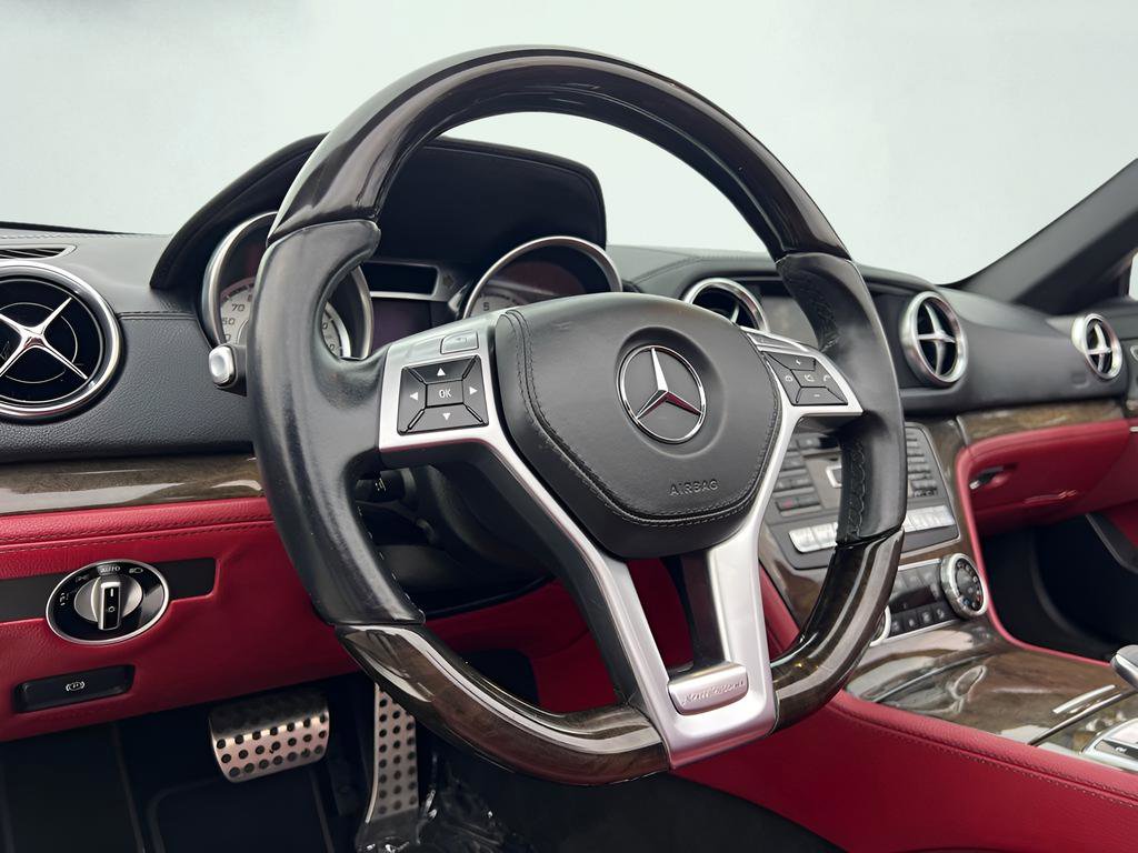 Used 2014 Mercedes-Benz SL 550 w/ Driver Assistance Package image 31