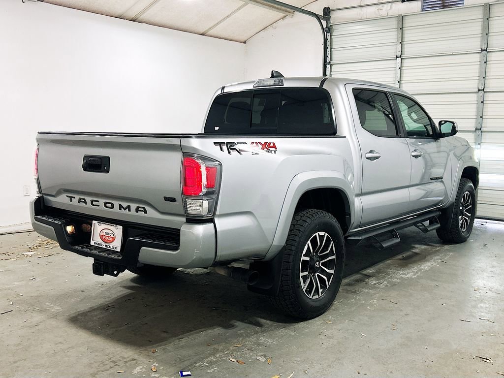 Used 2023 Toyota Tacoma TRD Sport AWD/4WD image 4