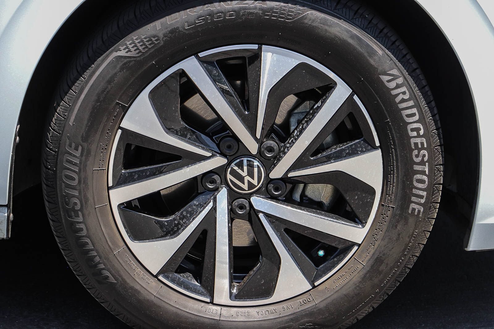 Certified 2024 Volkswagen Jetta S FWD image 11