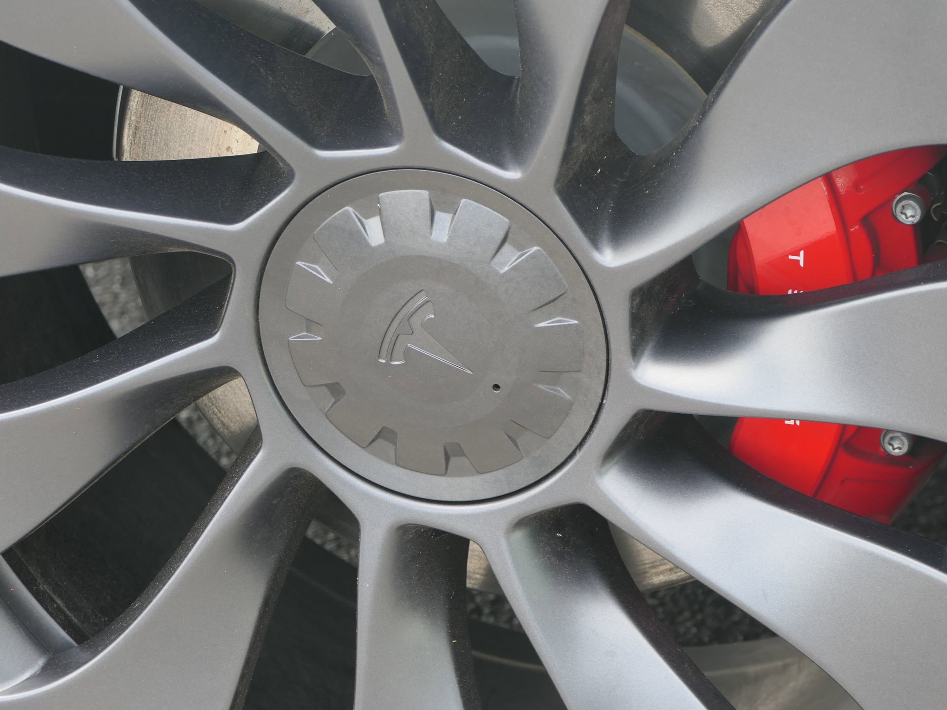 Used 2024 Tesla Model Y Performance image 11