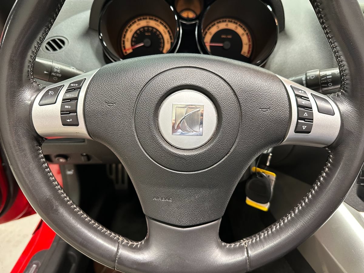 Used 2008 Saturn Sky Red Line RWD image 24