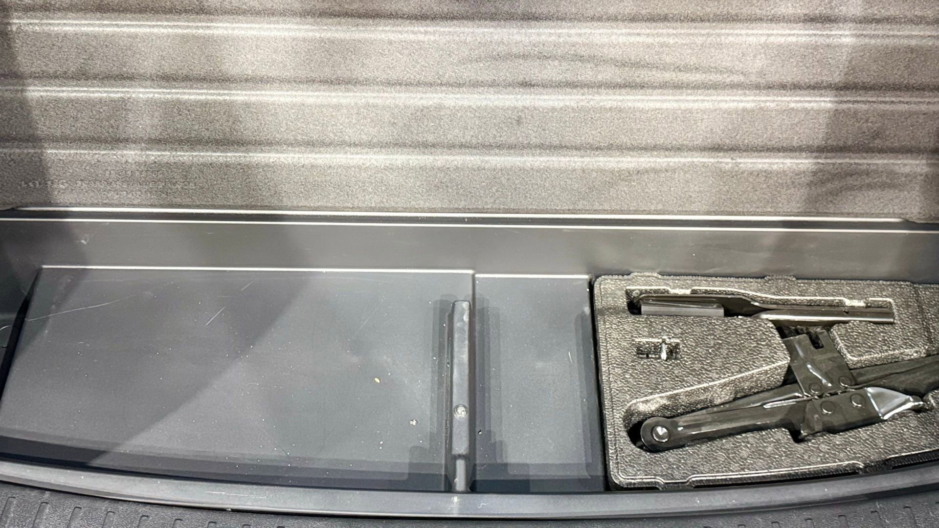 Used 2024 Kia Sorento S w/ Panoramic Sunroof Package image 41