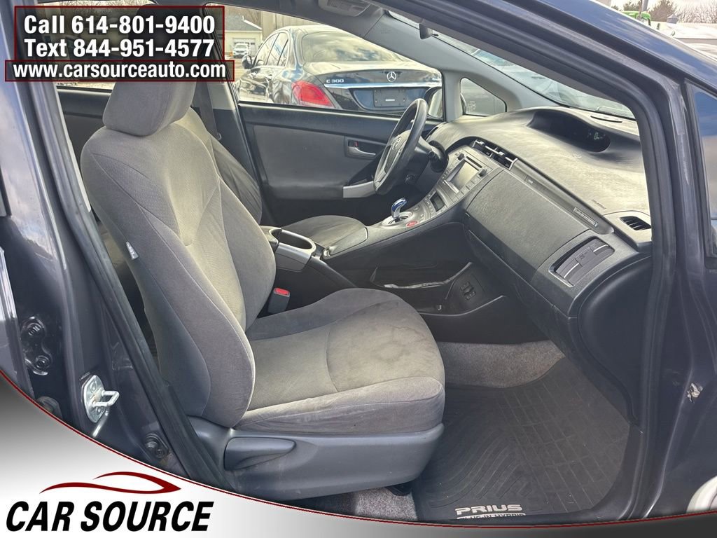 Used 2015 Toyota Prius Prime Plug-In Hybrid image 31