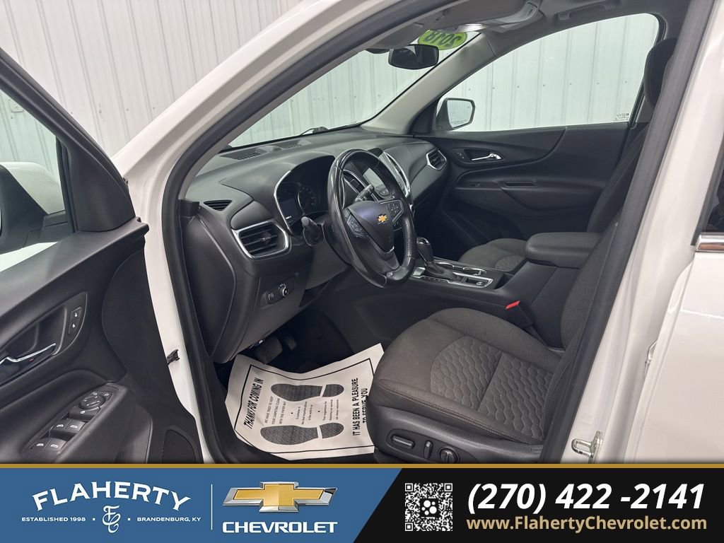 Used 2018 Chevrolet Equinox LT w/ Sun & Infotainment Package image 11