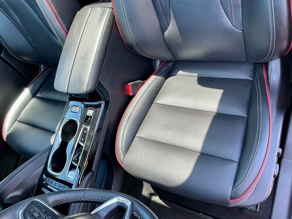 Used 2022 Buick Envision Essence w/ Technology Package II FWD image 44