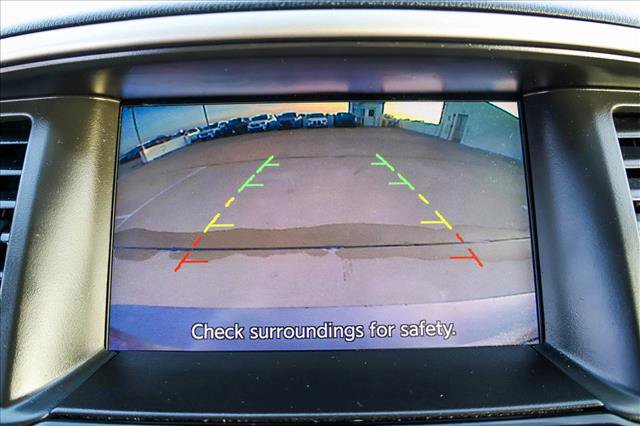 Used 2018 Nissan Pathfinder S image 17