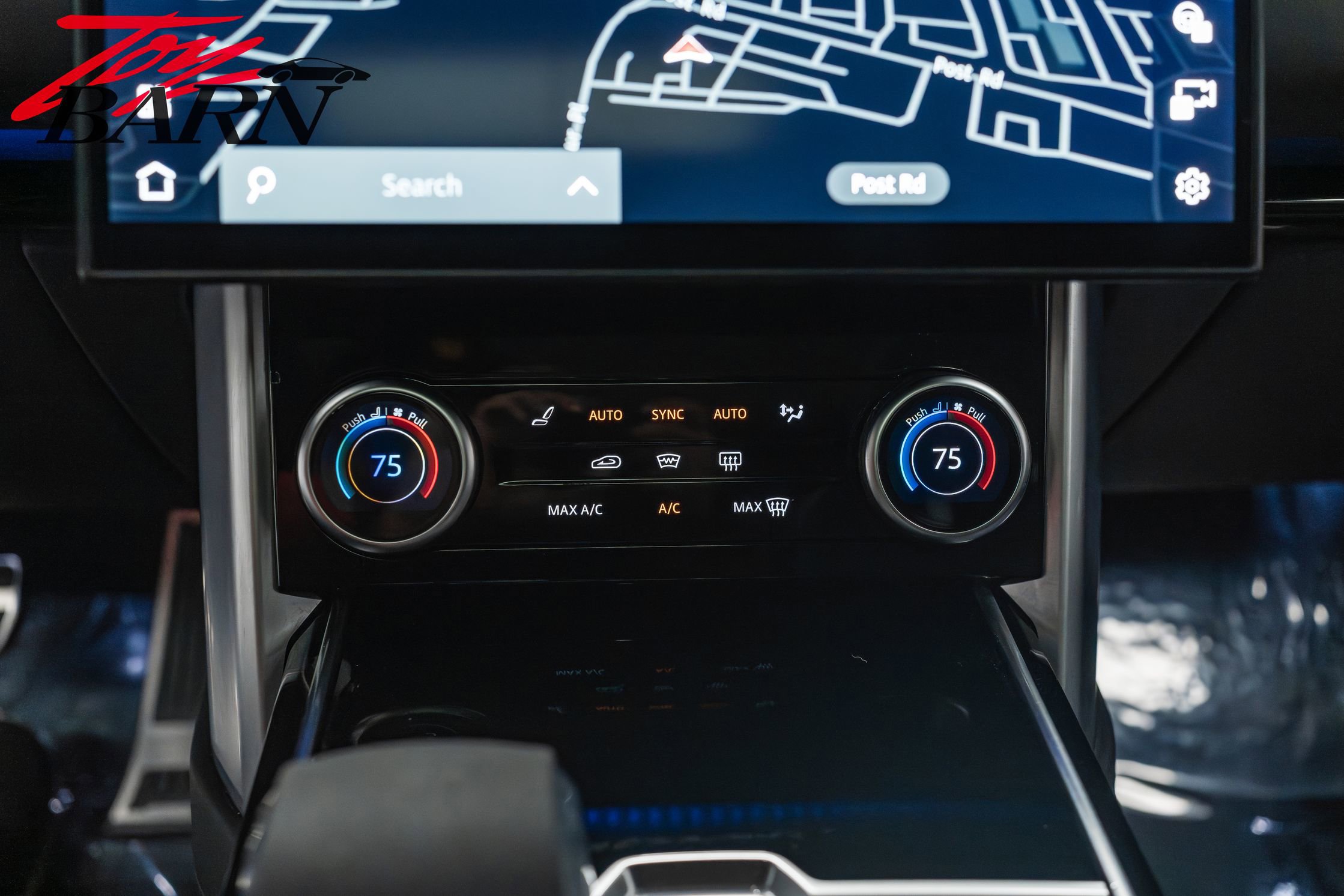 Used 2023 Land Rover Range Rover SE image 37