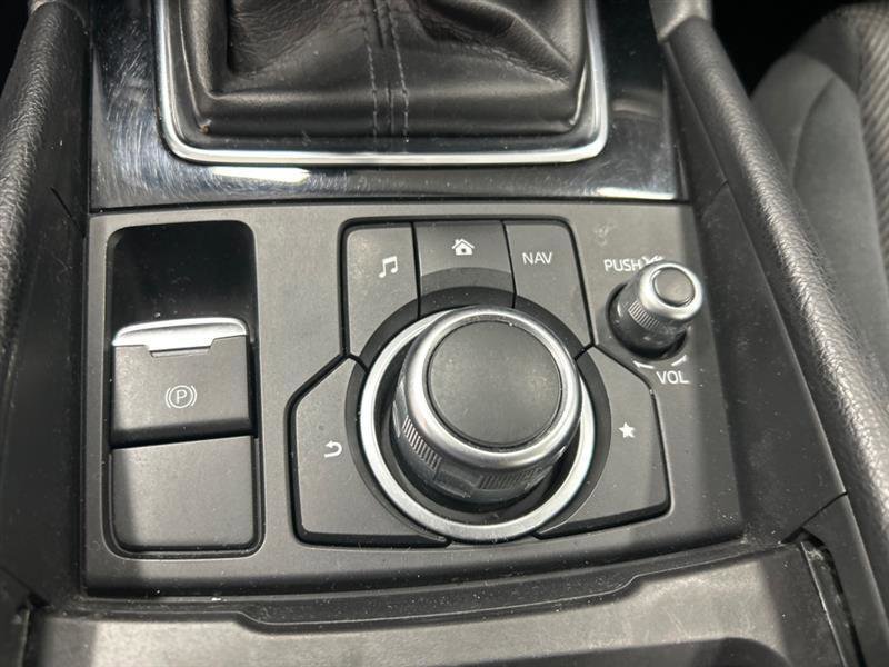 Used 2017 MAZDA MAZDA3 Sport image 17