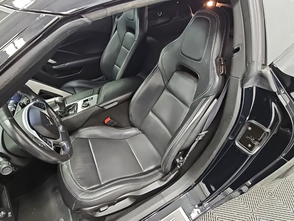 Used 2019 Chevrolet Corvette Stingray Coupe w/ Battery Protection Package image 27
