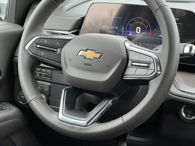 New 2026 Chevrolet Suburban LS image 8