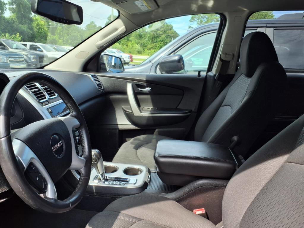 Used 2011 GMC Acadia SLE image 5