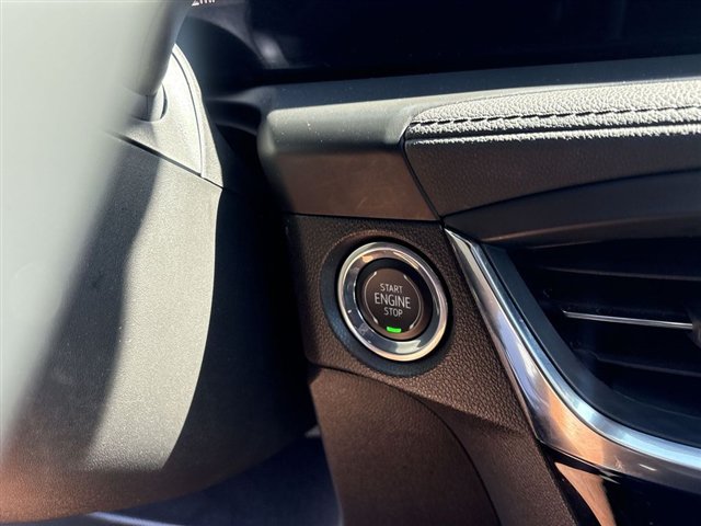 Certified 2024 Buick Encore GX Avenir w/ Avenir Convenience Package FWD image 16