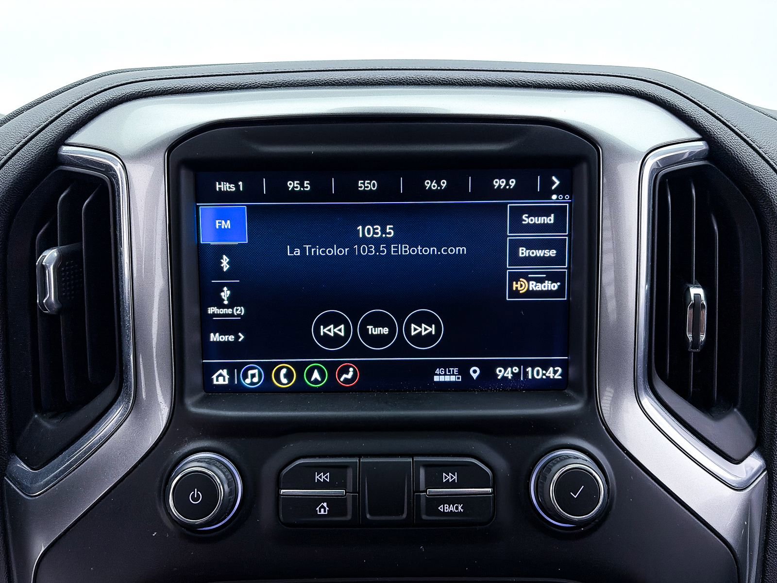 Used 2019 Chevrolet Silverado 1500 LTZ w/ LTZ Premium Package AWD/4WD image 23