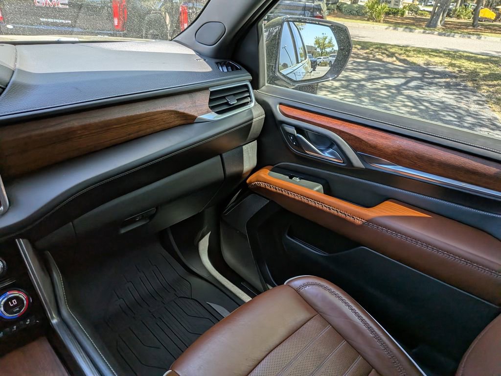 Used 2023 GMC Yukon Denali Ultimate image 20