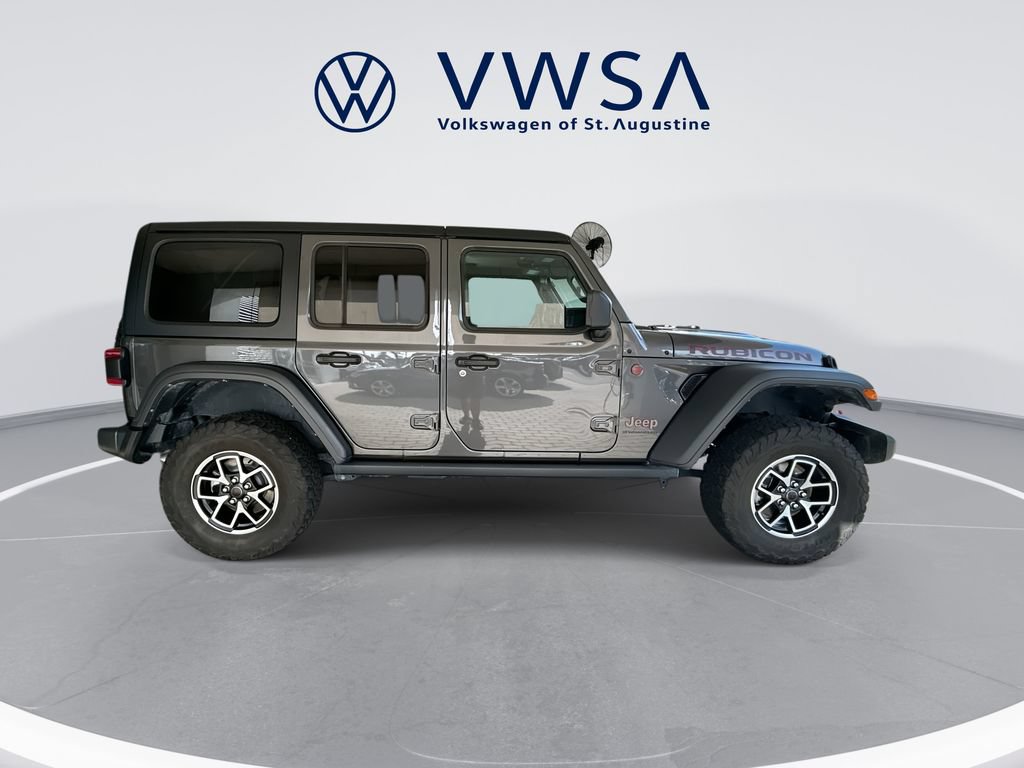 Used 2024 Jeep Wrangler Unlimited Rubicon AWD/4WD image 9