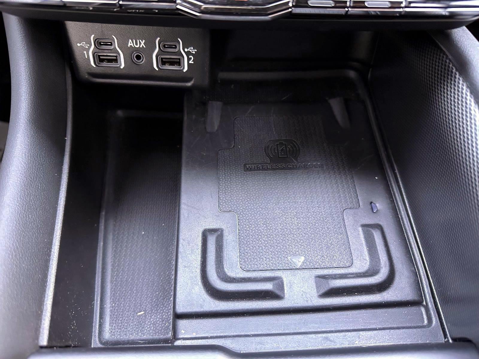 Used 2023 Dodge Durango R/T AWD/4WD image 26
