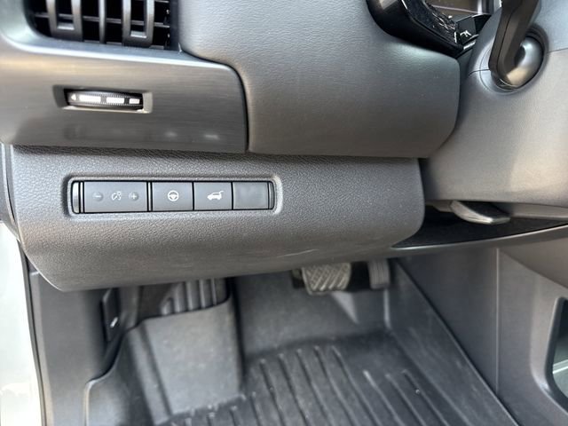 Used 2024 Nissan Pathfinder SL w/ Cargo Package image 40