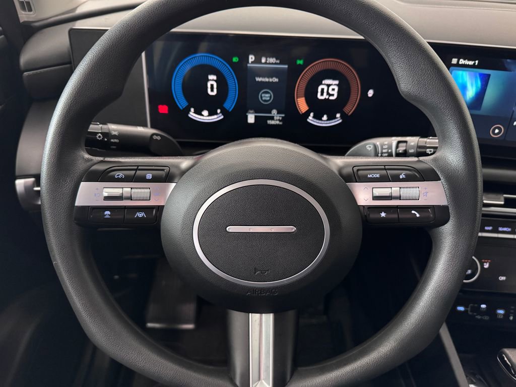 Used 2025 Hyundai Tucson SEL image 12