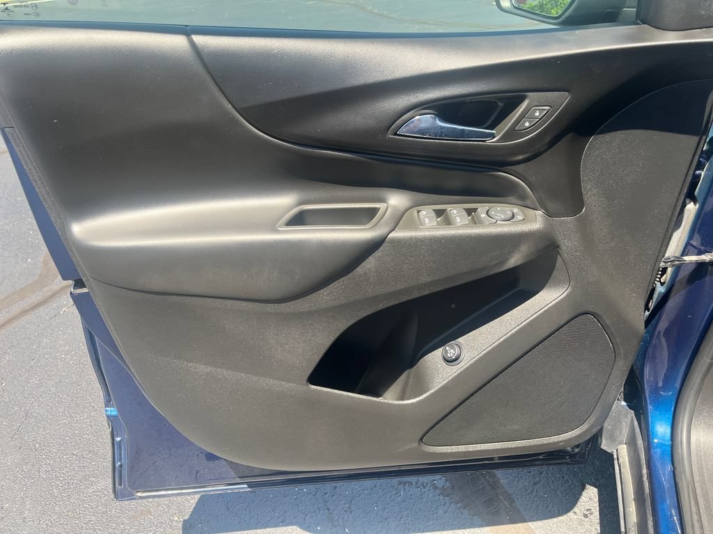 Certified 2022 Chevrolet Equinox LT AWD/4WD image 13