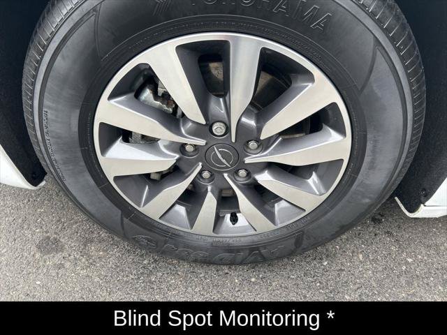 Certified 2022 Chrysler Pacifica Touring-L FWD image 10