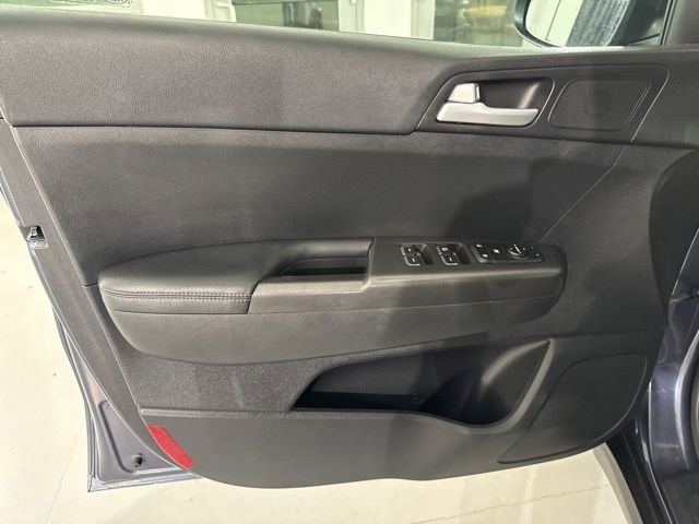 Used 2019 Kia Sportage LX w/ Option Group 017 FWD image 19