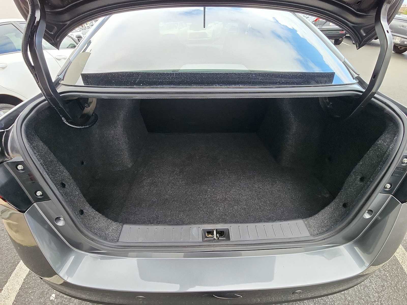 Used 2023 Nissan Versa S image 23