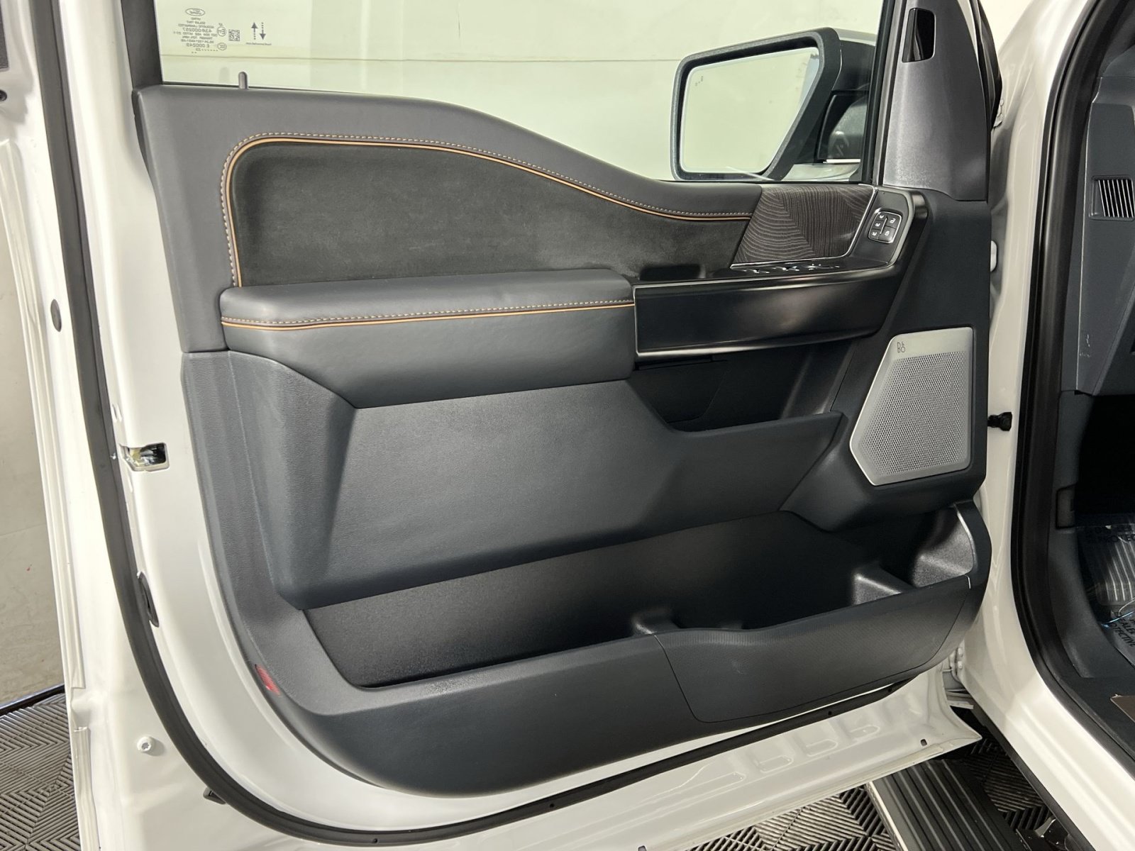 Certified 2023 Ford F150 Platinum w/ Equipment Group 701A High AWD/4WD image 14
