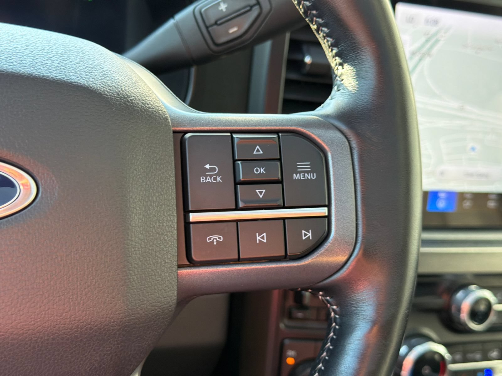 Used 2024 Ford F250 Lariat w/ Lariat Ultimate Package AWD/4WD image 27
