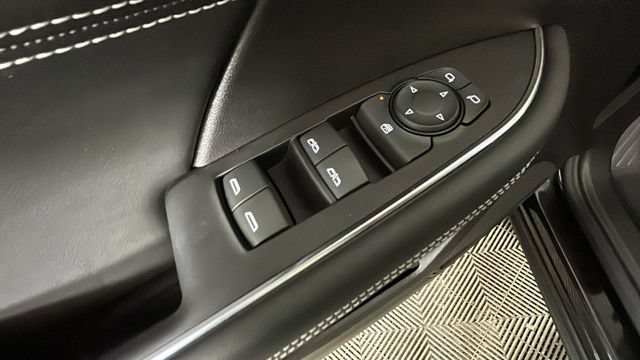 Used 2023 Buick Envision Preferred AWD/4WD image 10