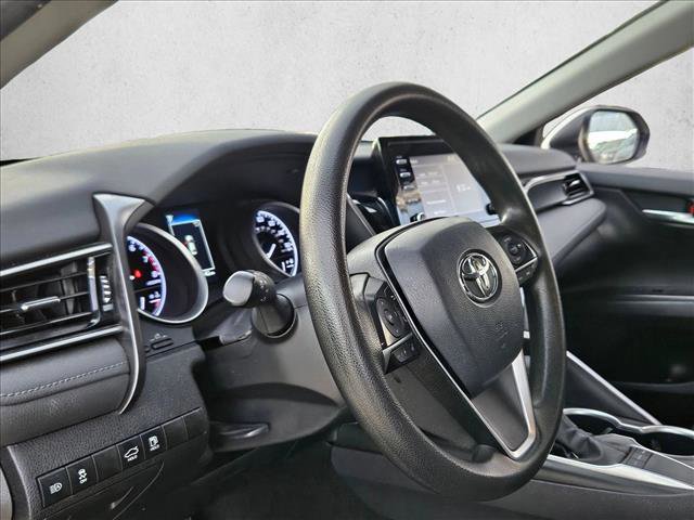 Used 2023 Toyota Camry LE image 9