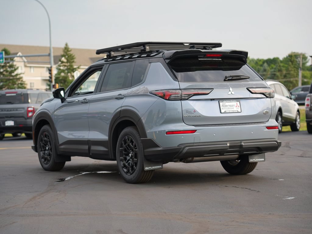 New 2026 Mitsubishi Outlander AWD image 5