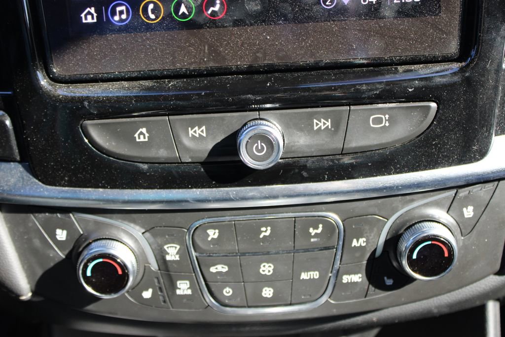 Used 2023 Chevrolet Traverse Premier image 30