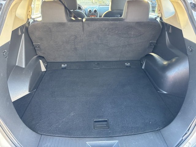 Used 2014 Nissan Rogue S image 10