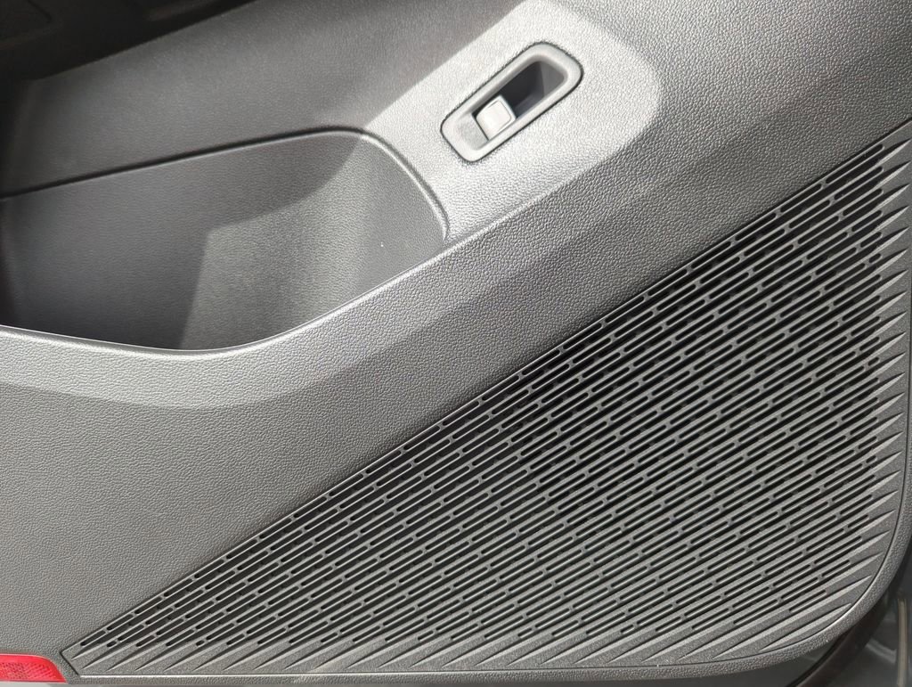 New 2026 Volkswagen Atlas SE image 29