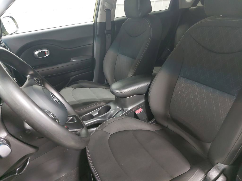 Used 2019 Kia Soul FWD image 14