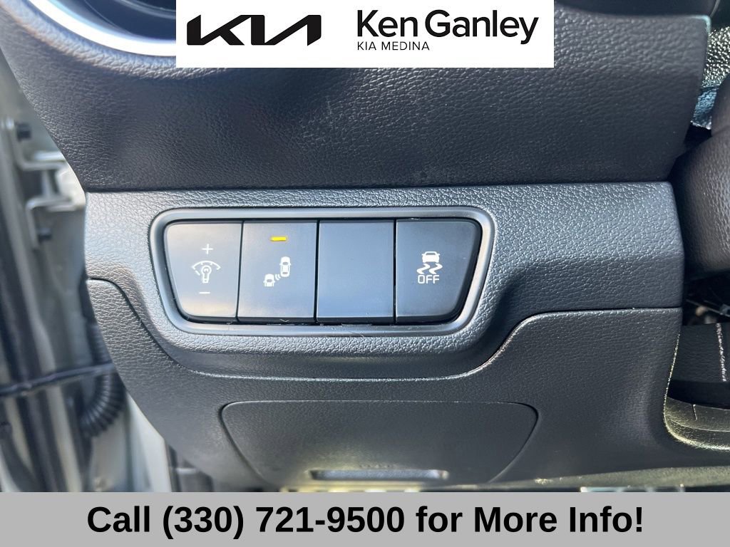 Certified 2023 Kia Forte GT image 30