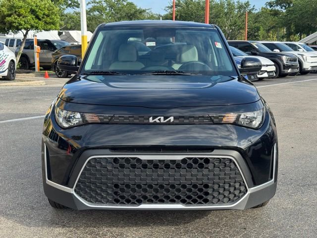 Certified 2025 Kia Soul LX w/ LX Technology Package image 7