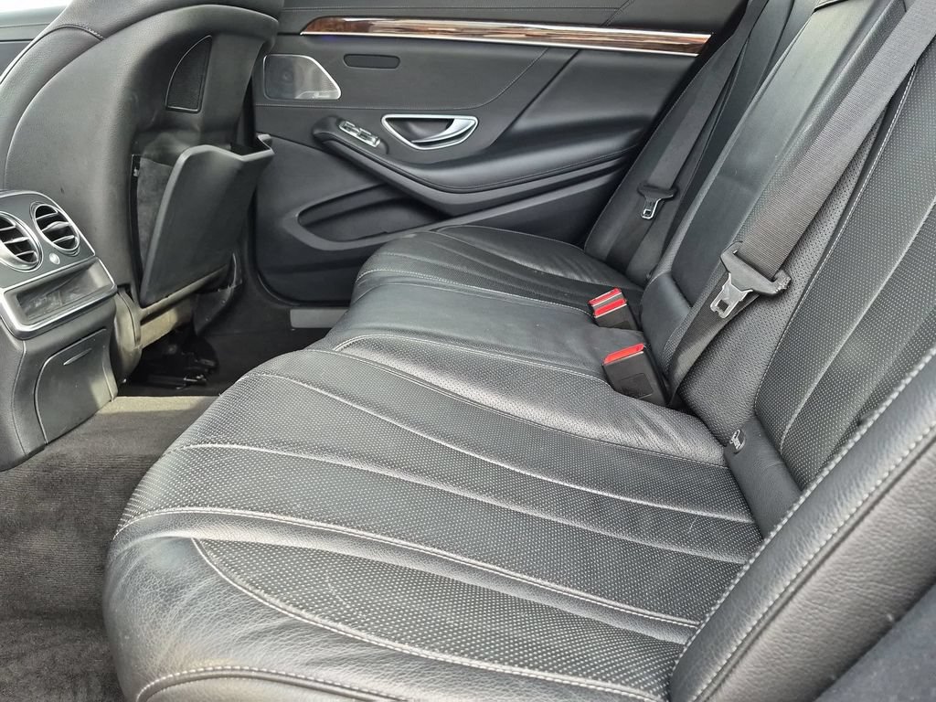 Used 2014 Mercedes-Benz S 550 Sedan image 27