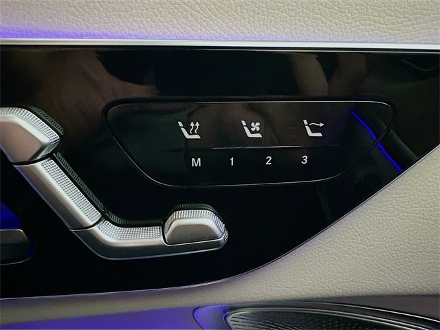 Used 2024 Mercedes-Benz CLE 450 4MATIC Cabriolet image 20