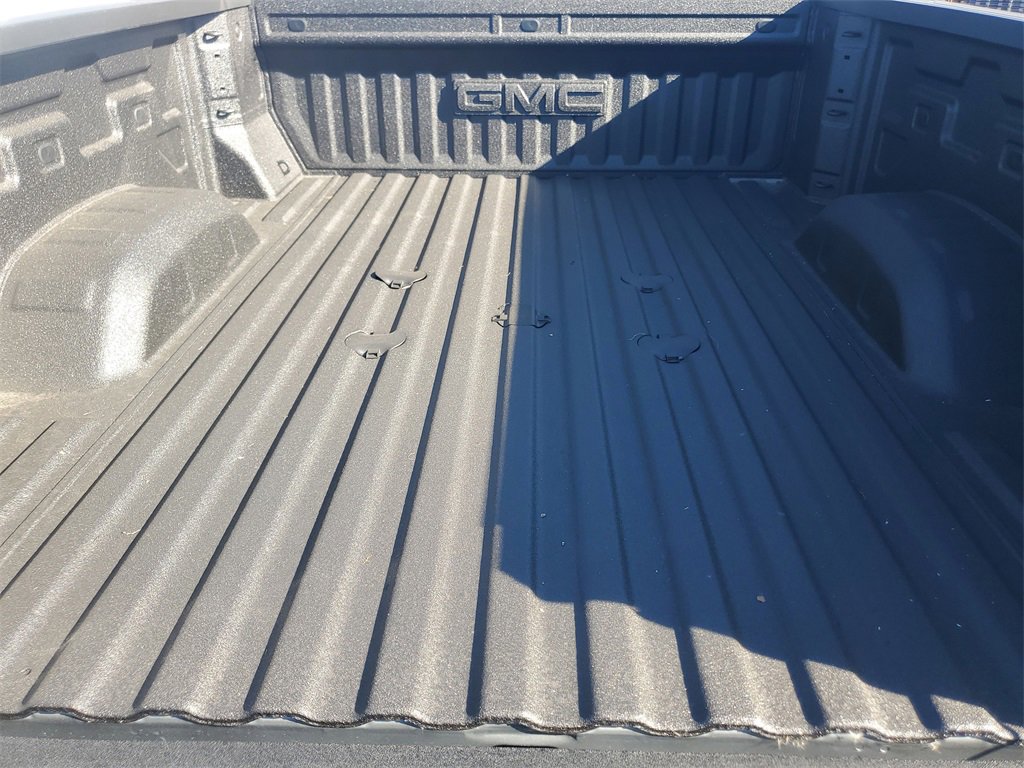 New 2026 GMC Sierra 2500 AT4 image 6