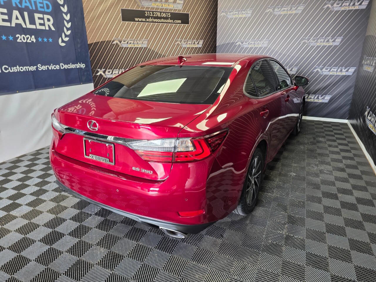 Used 2016 Lexus ES 350 w/ Luxury Package w/Wood Trim image 15