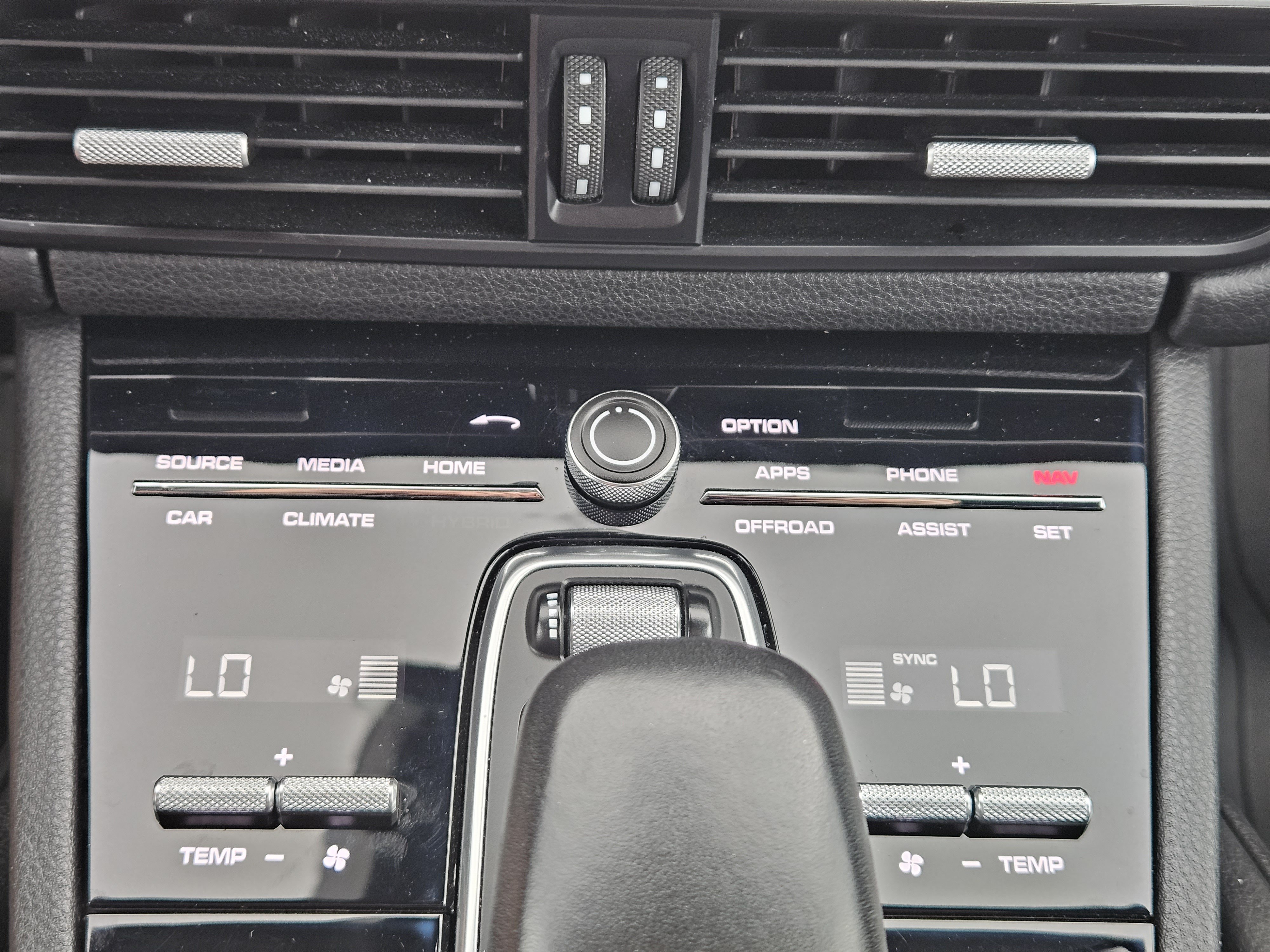 Used 2019 Porsche Cayenne AWD/4WD image 19