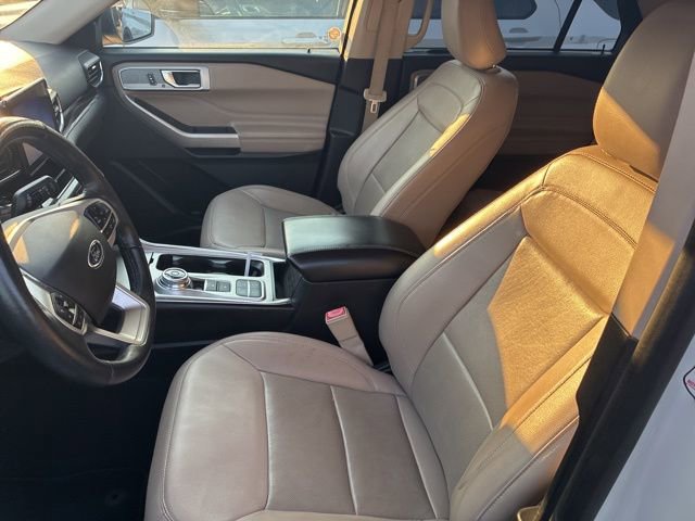 Used 2021 Ford Explorer Limited image 17