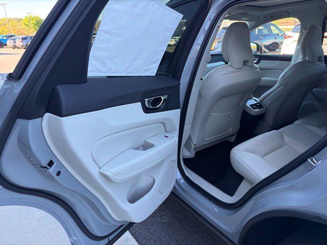 New 2027 Volvo XC60 B5 Ultra AWD/4WD image 10