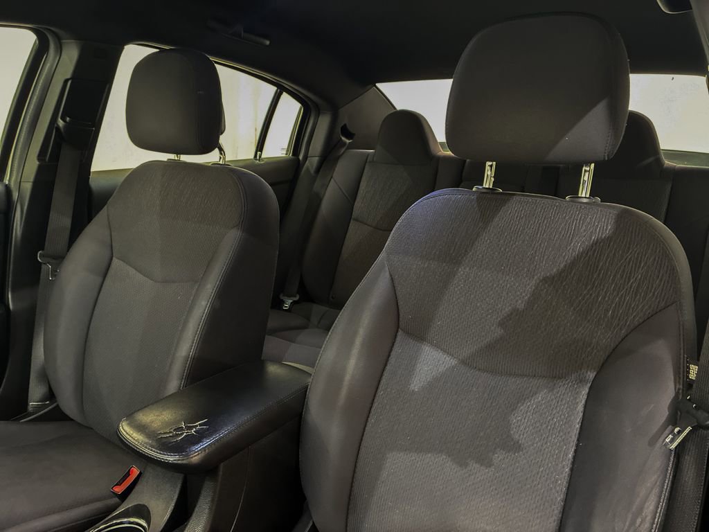 Used 2012 Chrysler 200 Touring image 10