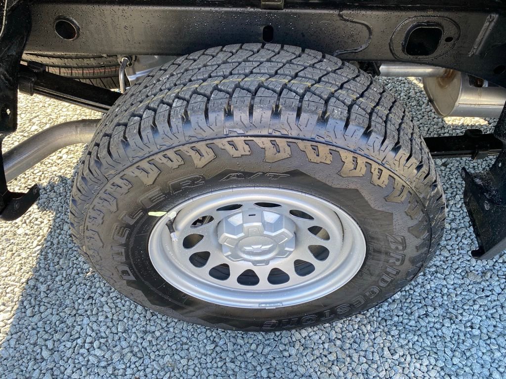 New 2025 Chevrolet Silverado 1500 W/T w/ WT Value Package image 23